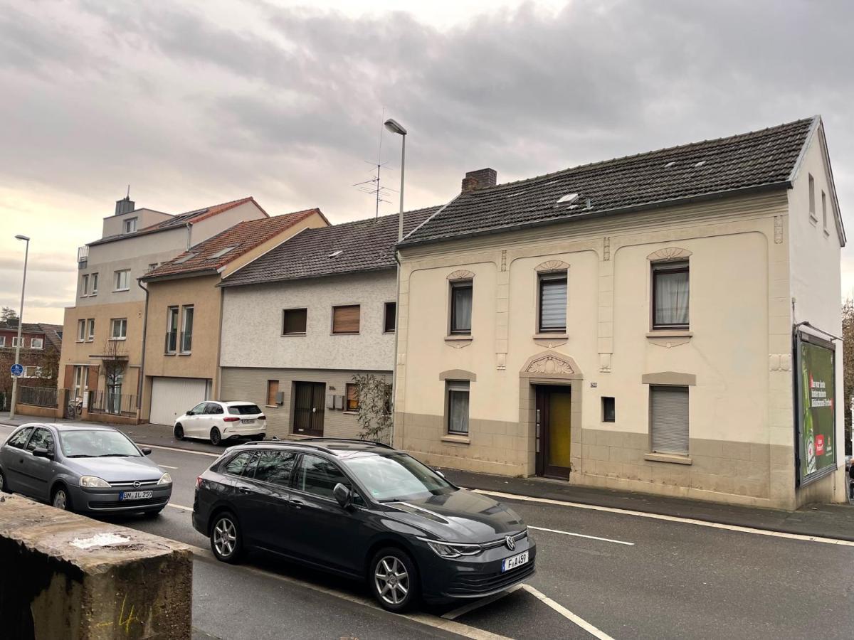Bonn-Beuel Zentrale Ferienwohnung Mit Parkplaetzen Extérieur photo